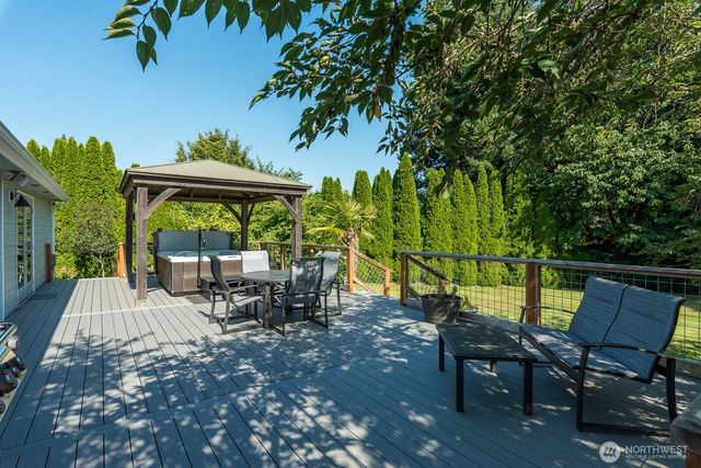 4603 San Juan Avenue, Anacortes, WA 98221
