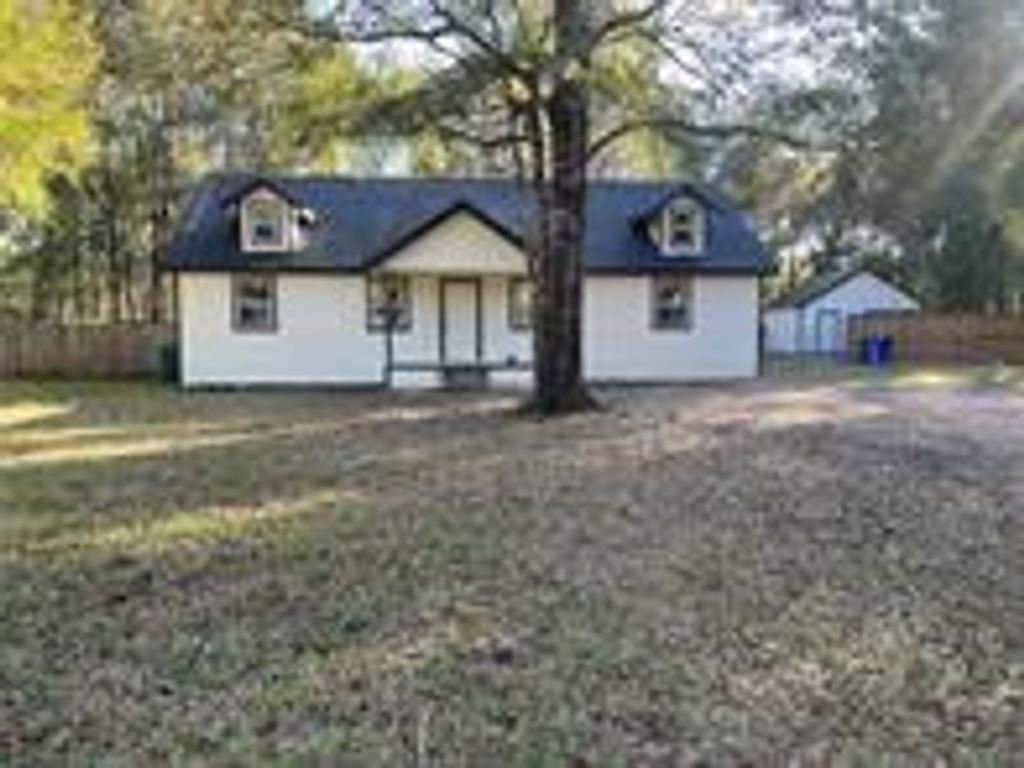 170 Walter Drive, Cleveland, TX 77328