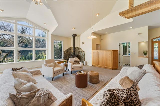 14771 Mount Olive Rd, Grass Valley, CA 95945