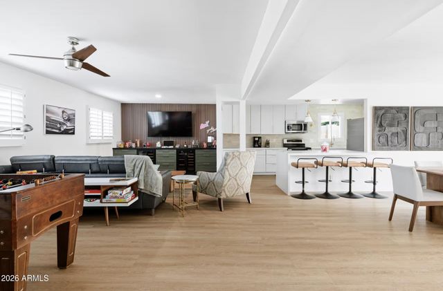 8301 E CRESTWOOD Way, Scottsdale, AZ 85250