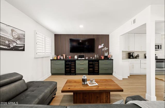 8301 E CRESTWOOD Way, Scottsdale, AZ 85250