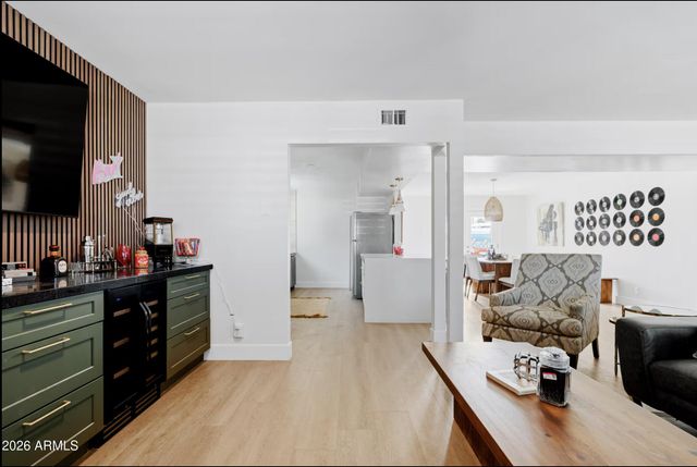 8301 E CRESTWOOD Way, Scottsdale, AZ 85250