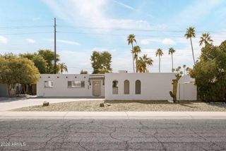 8301 E CRESTWOOD Way, Scottsdale, AZ 85250