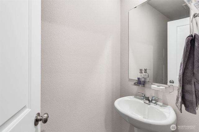 19821 E 136th Avenue, Graham, WA 98338