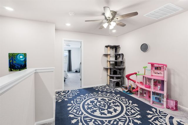 19821 E 136th Avenue, Graham, WA 98338