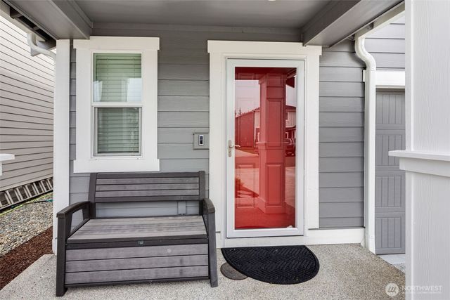 19821 E 136th Avenue, Graham, WA 98338