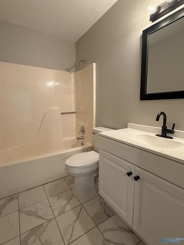 4988 Seven Pine Circle 4988, Huntsville, AL 35816