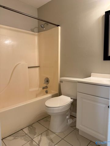 4988 Seven Pine Circle 4988, Huntsville, AL 35816