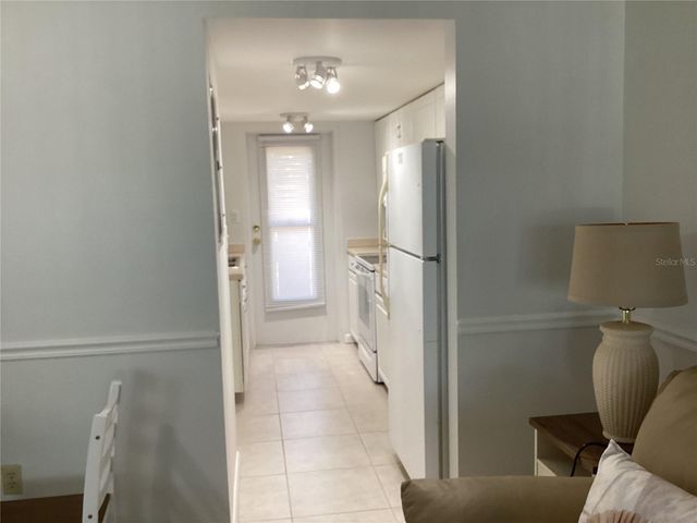 7701 STARKEY ROAD 703, Seminole, FL 33777