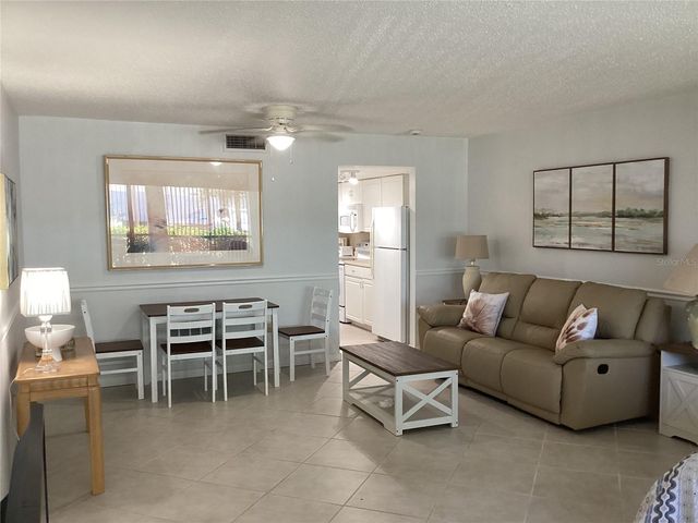 7701 STARKEY ROAD 703, Seminole, FL 33777
