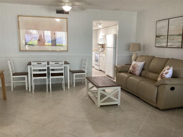 7701 STARKEY ROAD 703, Seminole, FL 33777