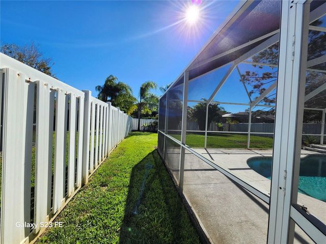 12518 SPARKLEBERRY ROAD, Tampa, FL 33626
