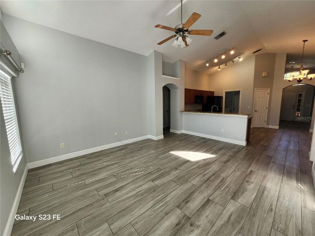 12518 SPARKLEBERRY ROAD, Tampa, FL 33626
