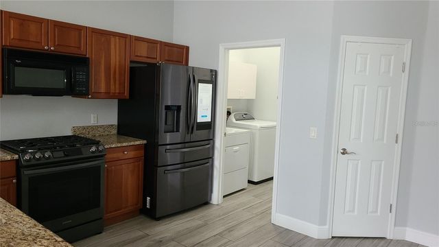 12518 SPARKLEBERRY ROAD, Tampa, FL 33626
