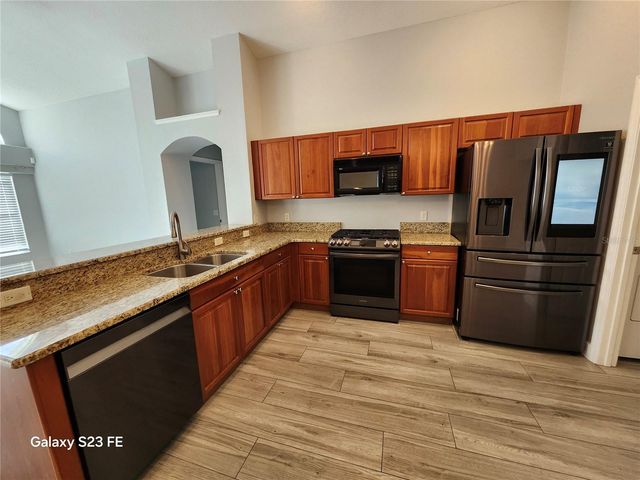 12518 SPARKLEBERRY ROAD, Tampa, FL 33626