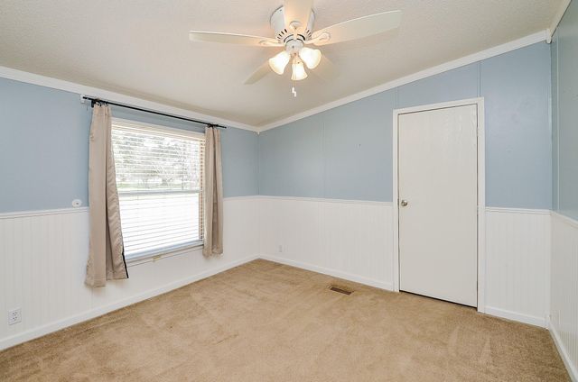 5440 W 7th Street, Sheridan, TX 77475