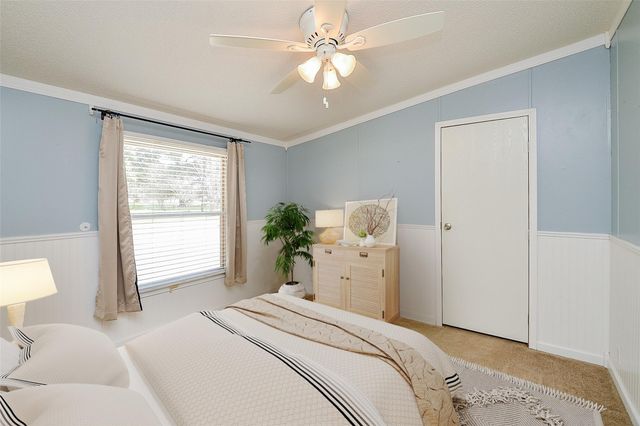 5440 W 7th Street, Sheridan, TX 77475