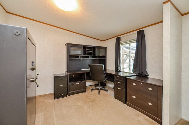 5440 W 7th Street, Sheridan, TX 77475
