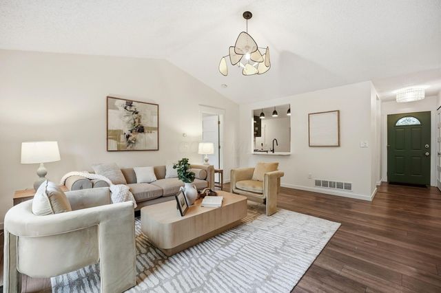 4444 Trindel Way, Columbus, OH 43231