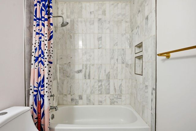 4444 Trindel Way, Columbus, OH 43231