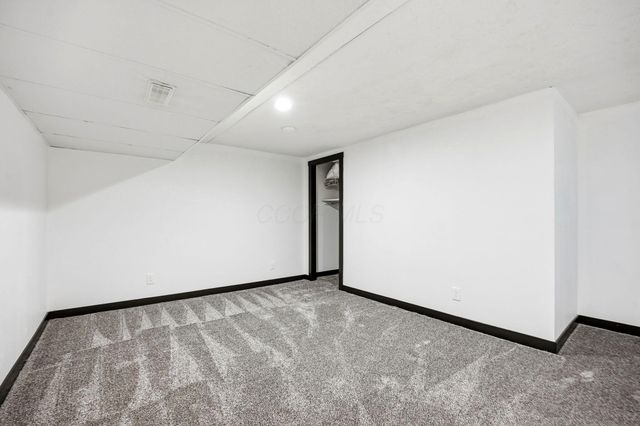 4444 Trindel Way, Columbus, OH 43231