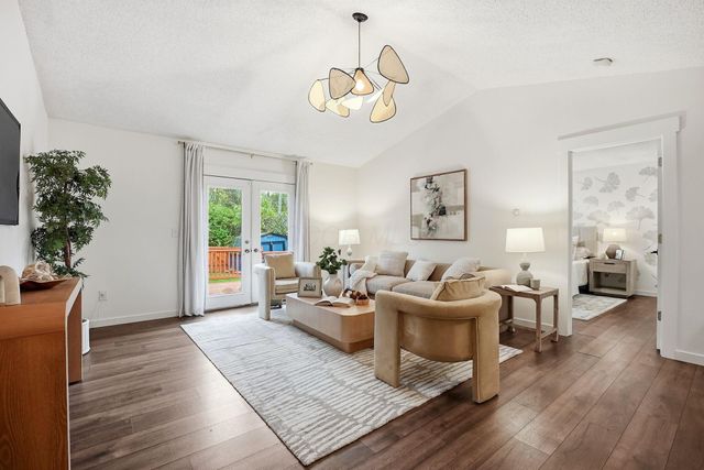 4444 Trindel Way, Columbus, OH 43231