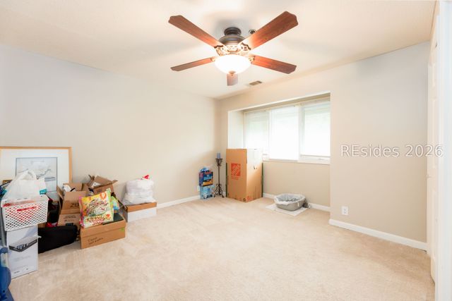 50 Yacht Cove Dr Apt 230, Hilton Head Island, SC 29928