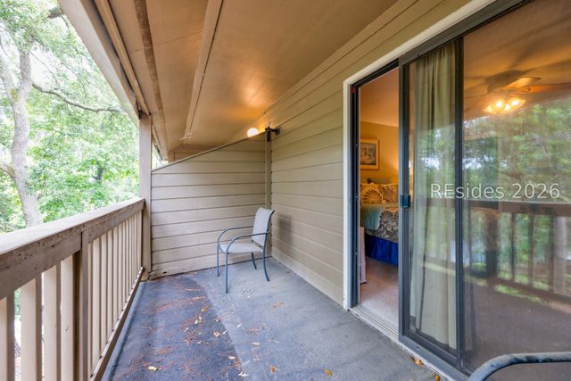 50 Yacht Cove Dr Apt 230, Hilton Head Island, SC 29928