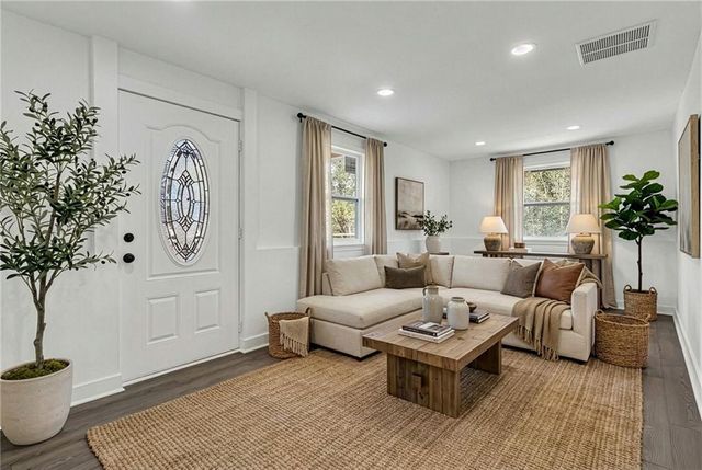 638 Dobbins Mill Road, Griffin, GA 30223