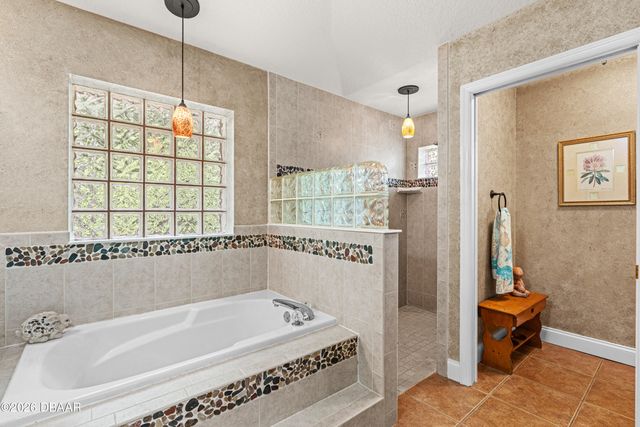 30 Acanthus Circle, Ormond Beach, FL 32174