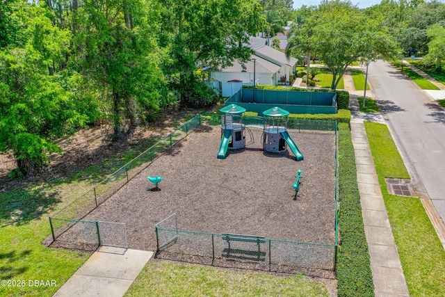 30 Acanthus Circle, Ormond Beach, FL 32174