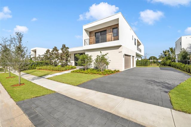 16699 N Botaniko Drive N, Weston, FL 33326