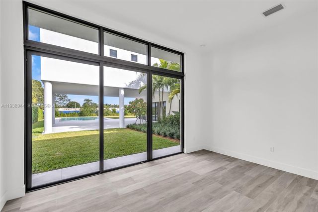 16699 N Botaniko Drive N, Weston, FL 33326
