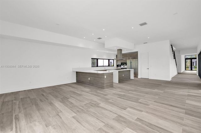 16699 N Botaniko Drive N, Weston, FL 33326