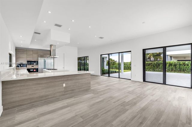 16699 N Botaniko Drive N, Weston, FL 33326