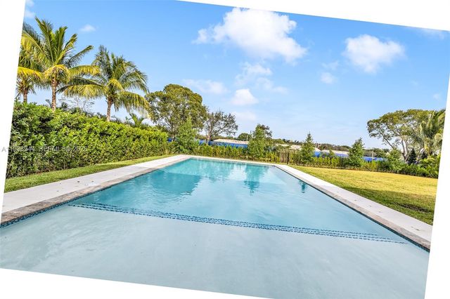 16699 N Botaniko Drive N, Weston, FL 33326