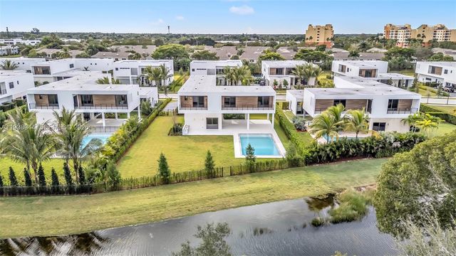 16699 N Botaniko Drive N, Weston, FL 33326