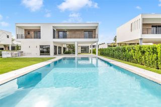 16699 N Botaniko Drive N, Weston, FL 33326