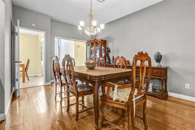 18242 Burbank Boulevard 8, Tarzana, CA 91356