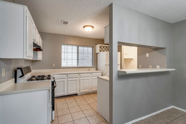 1544 Chapman Street, Cedar Hill, TX 75104
