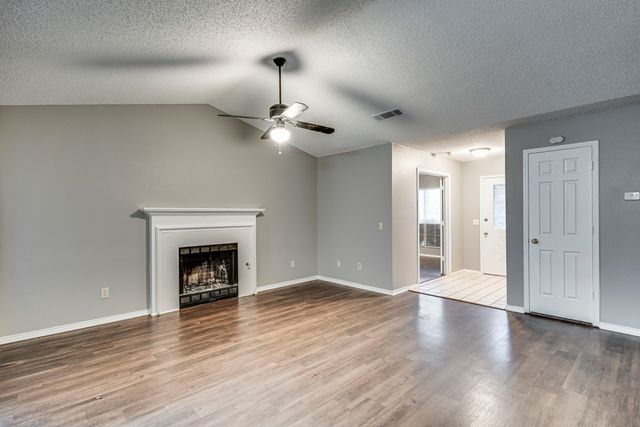 1544 Chapman Street, Cedar Hill, TX 75104