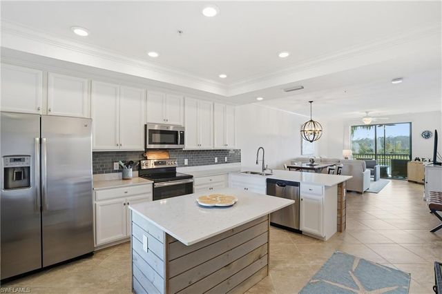 9578 Trevi CT # 5124, Naples, FL 34113