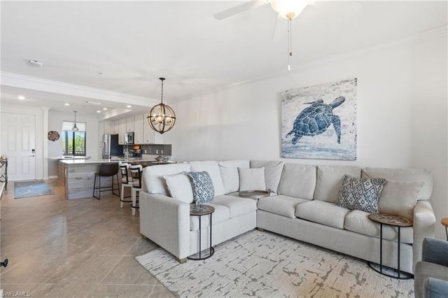 9578 Trevi CT # 5124, Naples, FL 34113