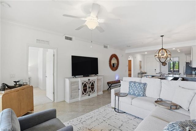 9578 Trevi CT # 5124, Naples, FL 34113