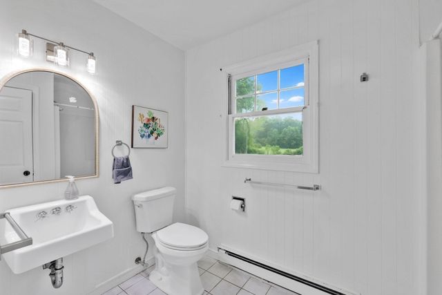 210 Strong St, Amherst, MA 01002