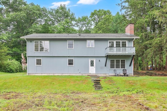 210 Strong St, Amherst, MA 01002