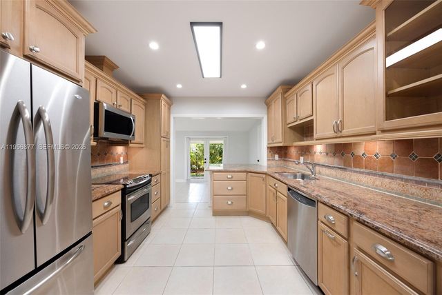 5730 SW 56th Ter 5730, Miami, FL 33143