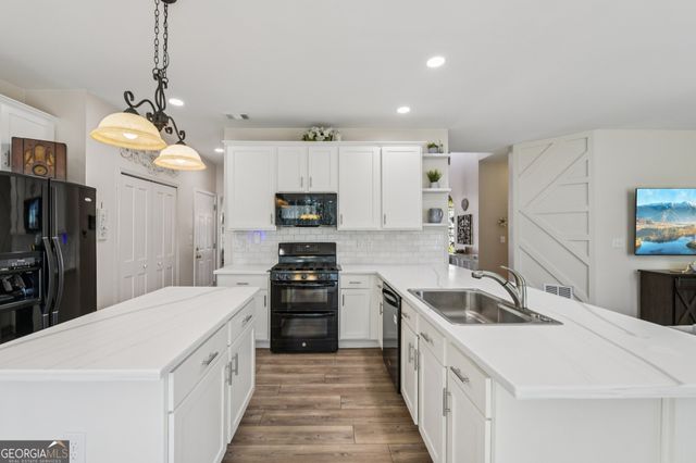 6112 Mountain Ridge Circle, Sugar Hill, GA 30518