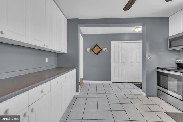934 SHORE ACRES RD, Arnold, MD 21012