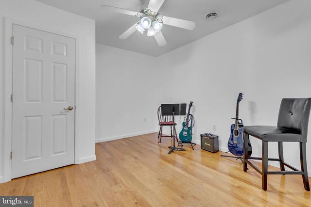 934 SHORE ACRES RD, Arnold, MD 21012